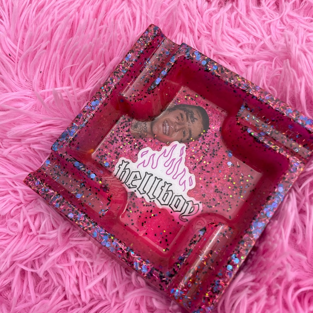 Hellboy lil peep ashtray